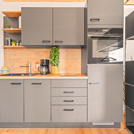 Penthouse Mit Traumhafter Terrasse Klimatisiert Apartman FDH Kültér fotó