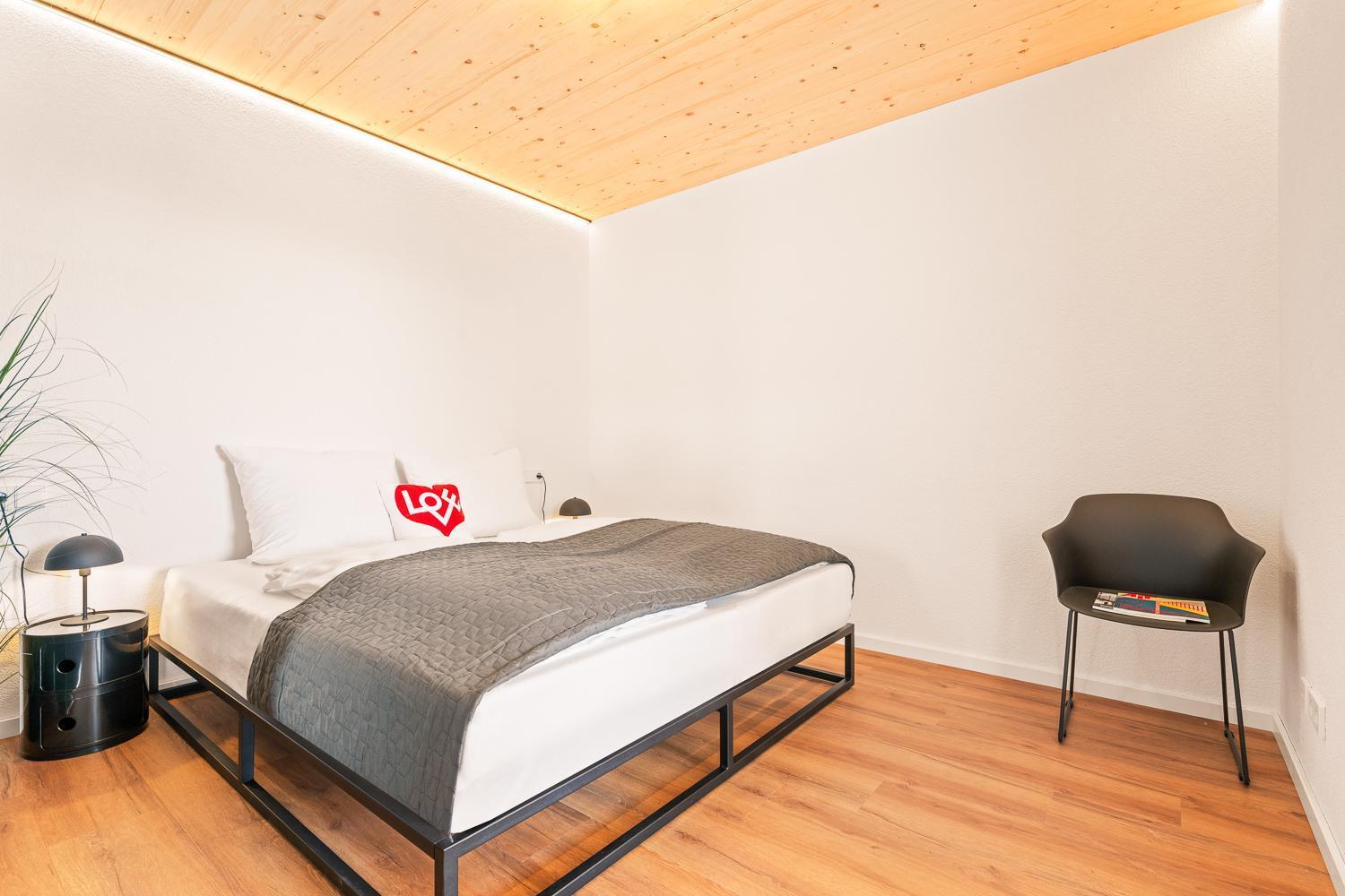 Penthouse Mit Traumhafter Terrasse Klimatisiert Apartman FDH Kültér fotó
